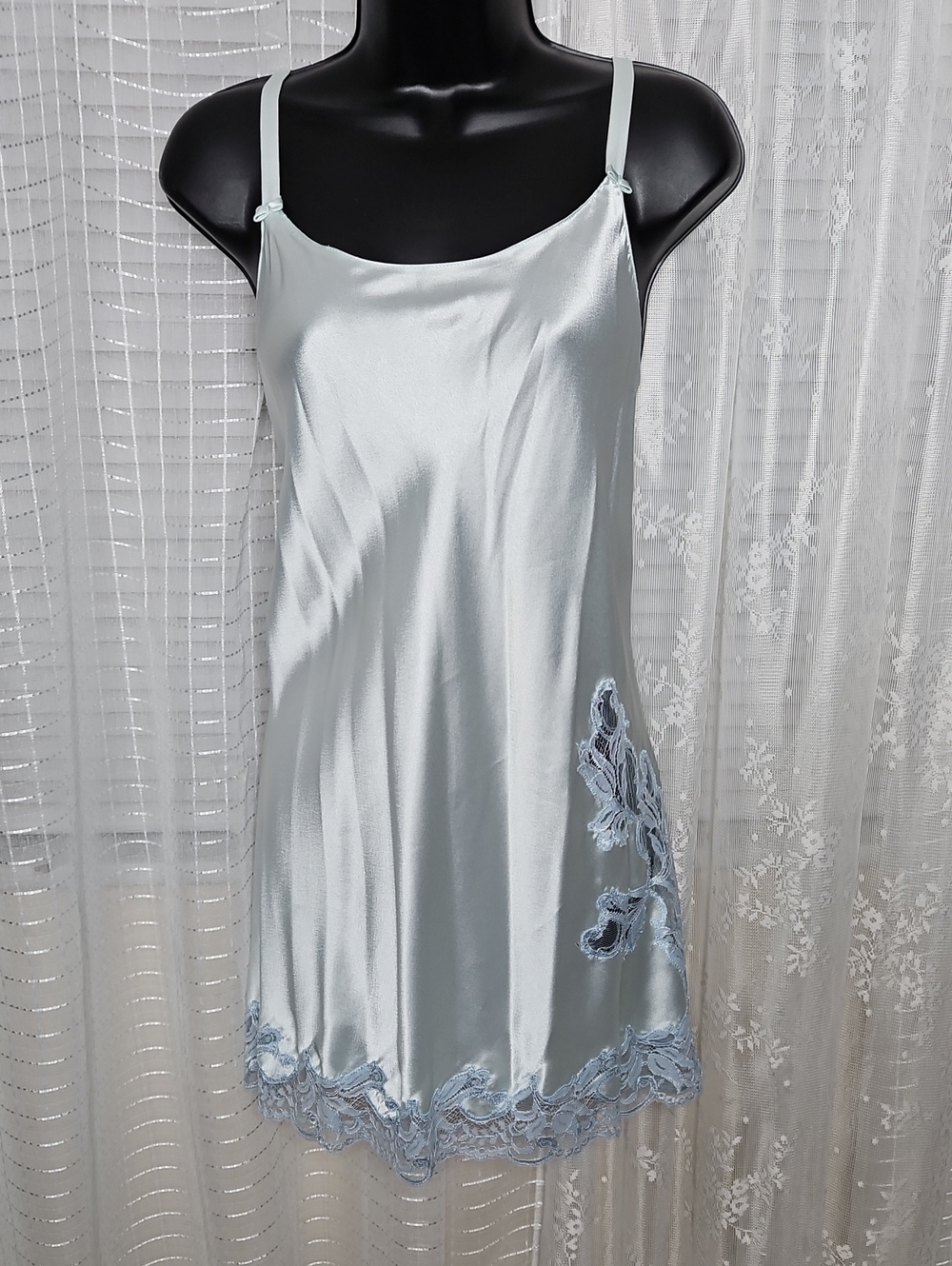 Vintage Oscar de la Renta blue satin slip dress w/ floral lace applique trim SzL